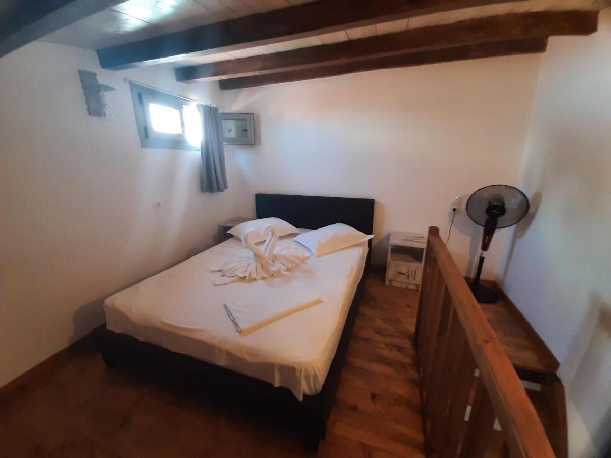 Κυθνοσ Larerooms Mérichas Exterior foto